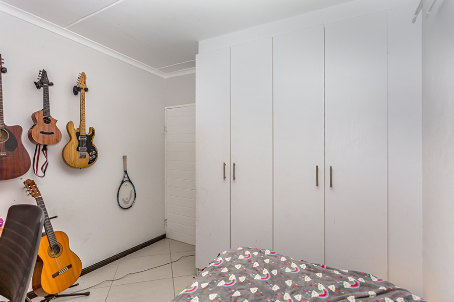 2 Bedroom Property for Sale in Buh Rein Estate Western Cape